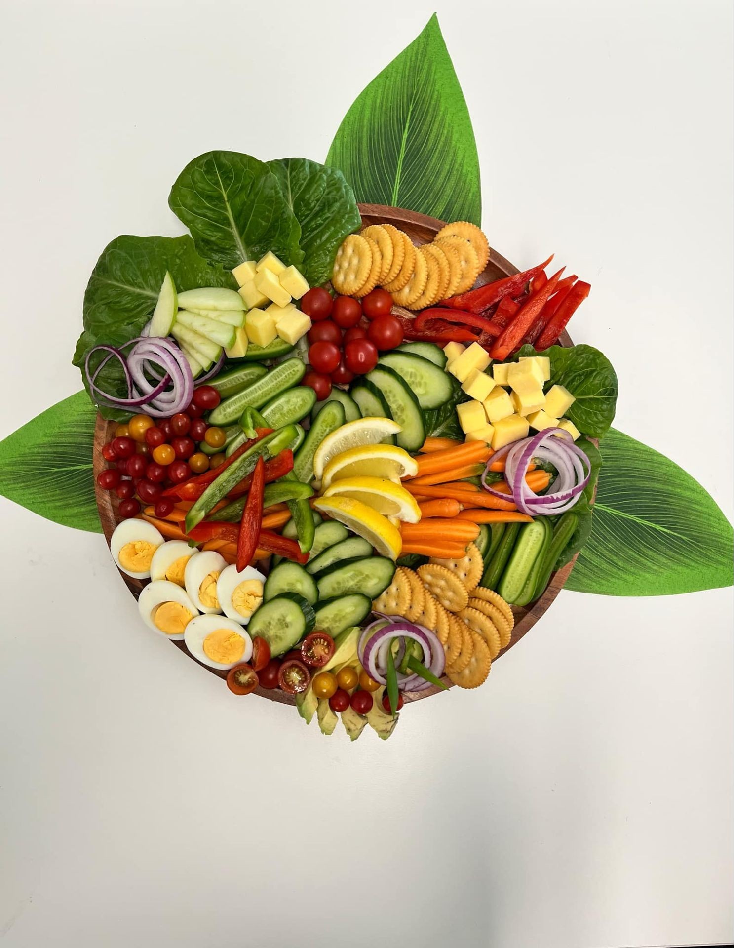 FRESH VEGGIES SALAD PLATTER